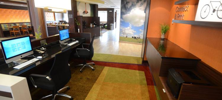 博林格林万豪万枫酒店(Fairfield Inn & Suites Bowling Green)图片