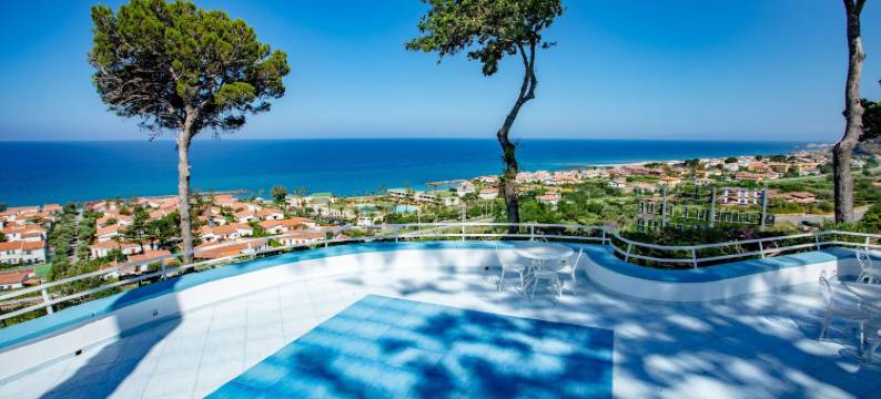 拉卡斯特拉纳酒店(Hotel la Castellana)图片