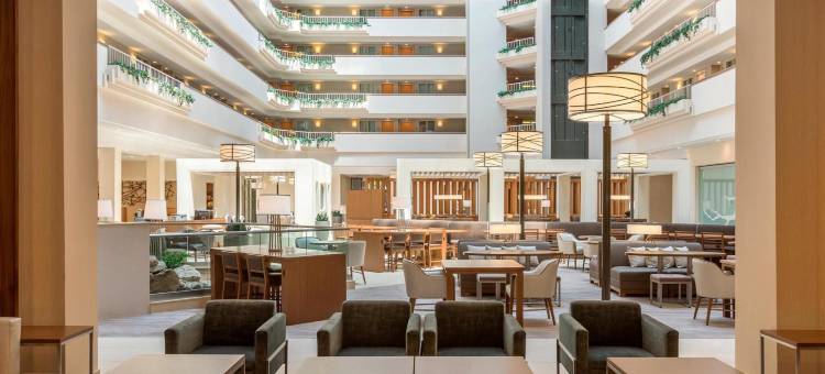 希尔顿安泊酒店-格林维尔高尔夫及会议中心(Embassy Suites by Hilton Greenville Golf Resort & Conference Center)图片