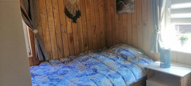 圣莱热树林旁的漂亮小木屋(Nice Chalet by the Woods in Saint-Léger)图片