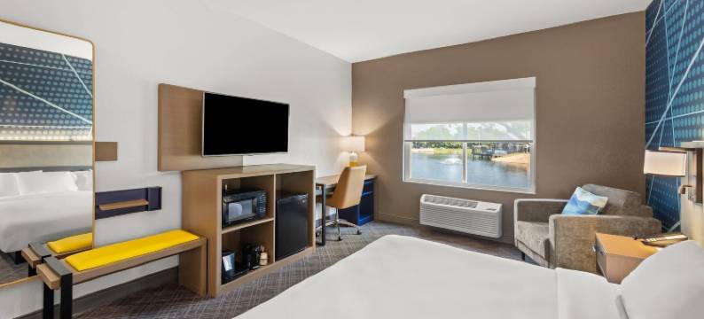 奥拉西 - 堪萨斯城凯富套房酒店(Comfort Inn & Suites Olathe - Kansas City)图片