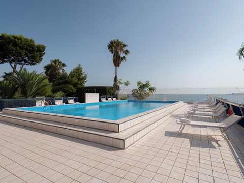 塔兰托的德尔菲诺酒店