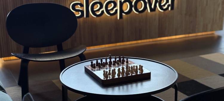 过夜(Sleepover)图片