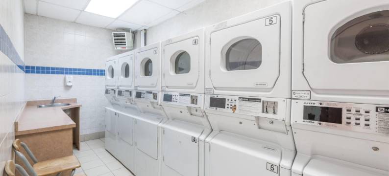 密西沙加速 8 酒店(Super 8 by Wyndham Mississauga)图片