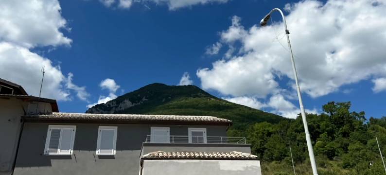 Apartment in Esanatoglia near Apennines Trails图片