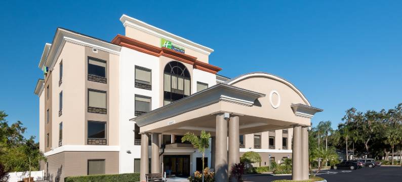 智选假日套房酒店巴托(Holiday Inn Express & Suites BARTOW by IHG)图片