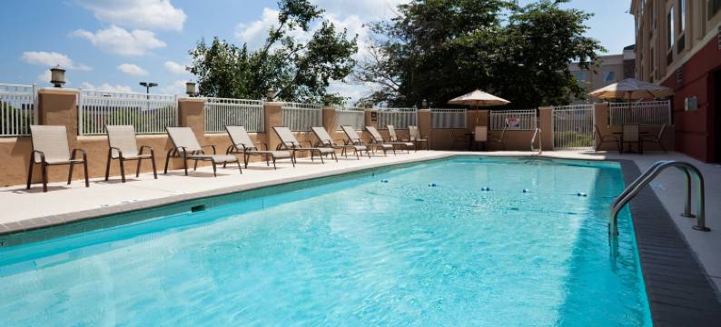 Garner Hotel 默夫里斯伯勒中心 by IHG(Garner Hotel Murfreesboro West by IHG)图片