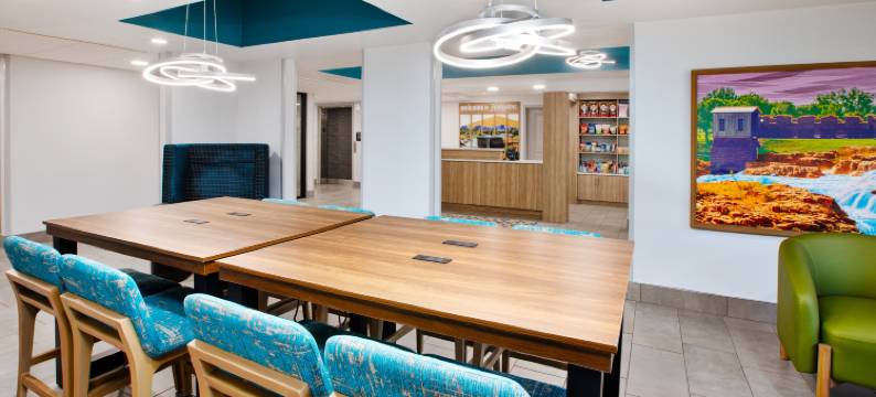 希尔顿欢朋酒店-苏福尔斯市(Hampton Inn Sioux Falls)图片