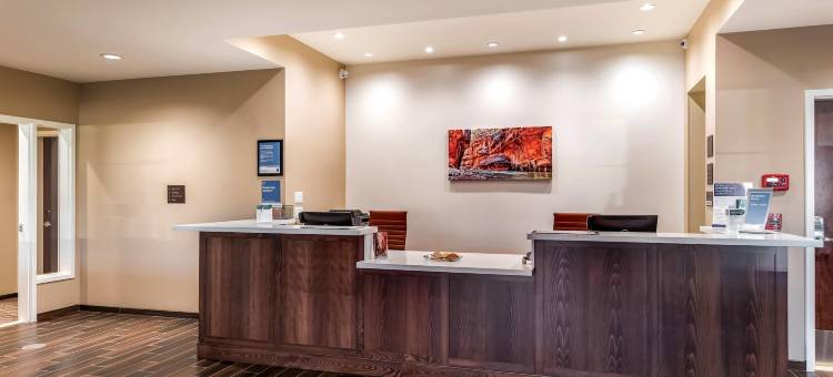 锡安公园区舒适套房酒店(Comfort Inn & Suites Zion Park Area)图片