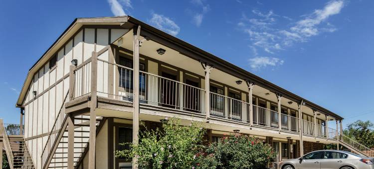 大学城伊克诺旅馆(Econo Lodge University)图片