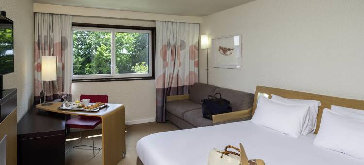 南斯卡尔屈埃富诺富特酒店(Novotel Nantes Carquefou)图片