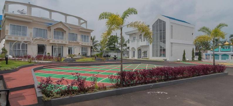 红多兹伊斯兰酒店@打横市穆蒂亚拉大别墅(RedDoorz Syariah @ Villa Grand Mutiara Tasikmalaya)图片