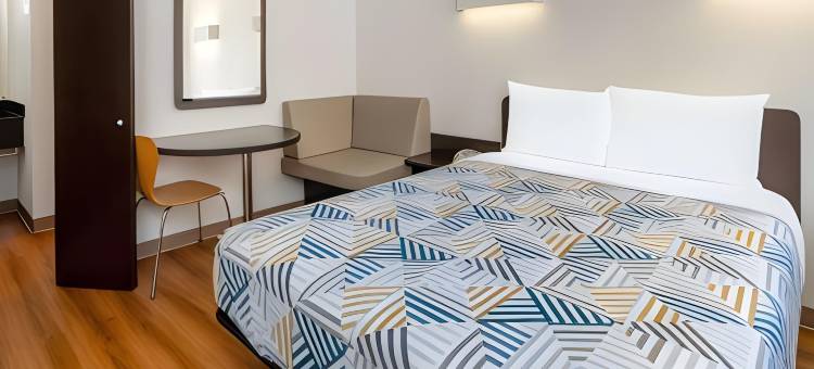 圣巴巴拉州6号汽车旅馆(Motel 6 Santa Barbara, CA - State Street)图片