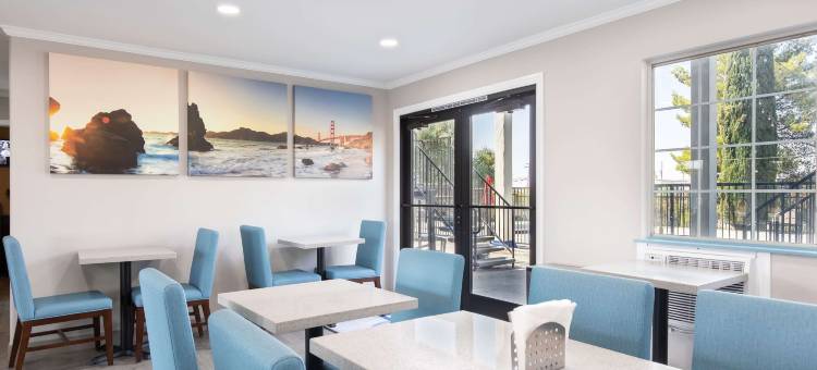 雷德布拉夫戴斯酒店(Days Inn by Wyndham Red Bluff)图片