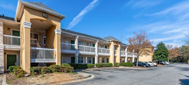 亚特兰大东北桃树角霍姆汤公寓(HomeTowne Studios Atlanta NE - Peachtree Corners)图片