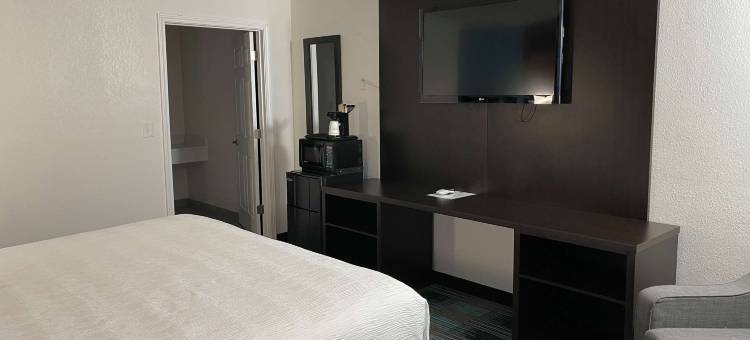 卡尔霍恩I-75及US-41温德姆戴斯酒店(Days Inn by Wyndham Calhoun GA I-75 and US-41)图片