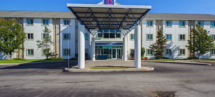 莫特尔6号汽车旅馆 - 多伦多东 - 惠特比(Motel 6 Whitby, on - Toronto East)图片