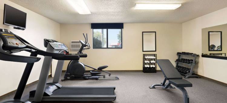 林肯北温德姆速8酒店(Super 8 by Wyndham Lincoln North)图片