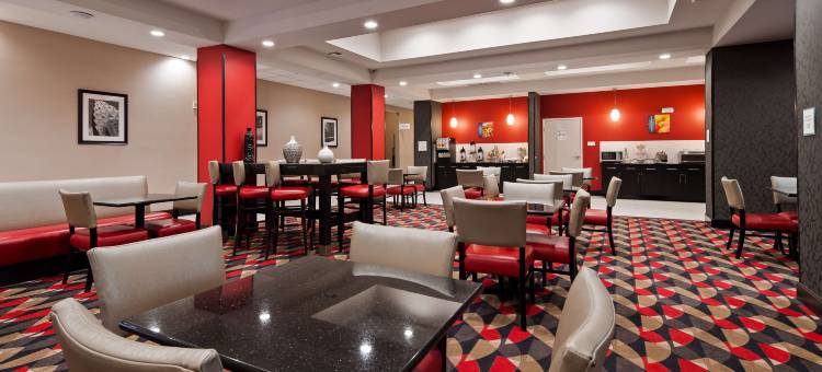 拉雷多贝斯特韦斯特优质套房酒店(Best Western Plus Laredo Inn  Suites)图片