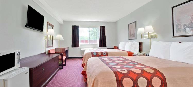 河滨-堪萨斯城温德姆速8酒店(Super 8 by Wyndham Riverside/Kansas City)图片