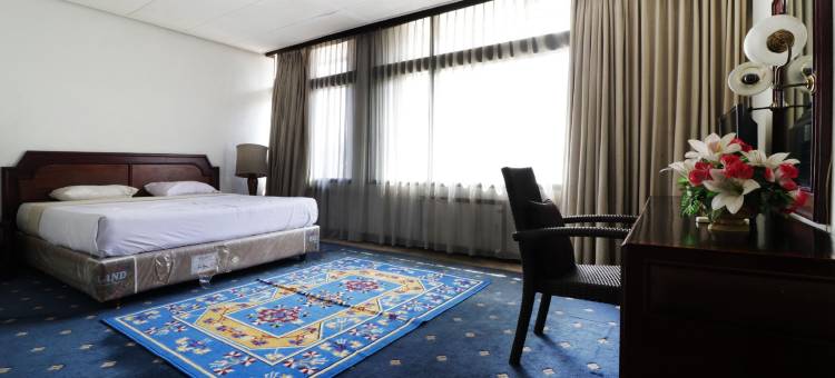 万隆伊斯塔纳酒店(Istana Hotel Bandung Mitra RedDoorz)图片