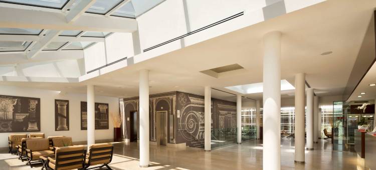 博洛尼亚圣拉扎罗乌纳酒店(UNA Hotels Bologna San Lazzaro)图片