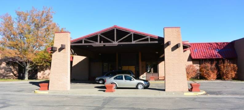 道格拉斯会议中心旅馆(Douglas Inn and Conference Center)图片