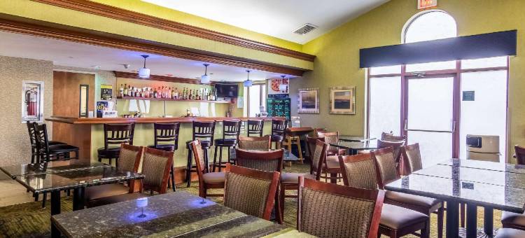 克拉丽奥酒店克兰伯里镇(Clarion Inn Cranberry Township)图片