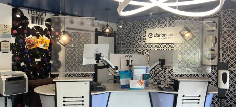 塔拉哈西州国会凯隆波因特酒店(Clarion Pointe Tallahassee-State Capitol)图片