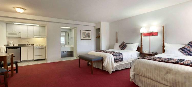 雷丁加利福尼亚州Travelodge by Wyndham(Travelodge by Wyndham Redding CA)图片