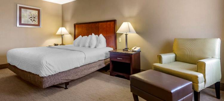 狩猎岭贝斯特韦斯特优质酒店(Best Western Plus Inn at Hunt Ridge)图片