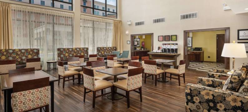 波特兰/希尔斯伯勒长青公园欢朋酒店(Hampton Inn & Suites Portland/Hillsboro-Evergreen Park)图片