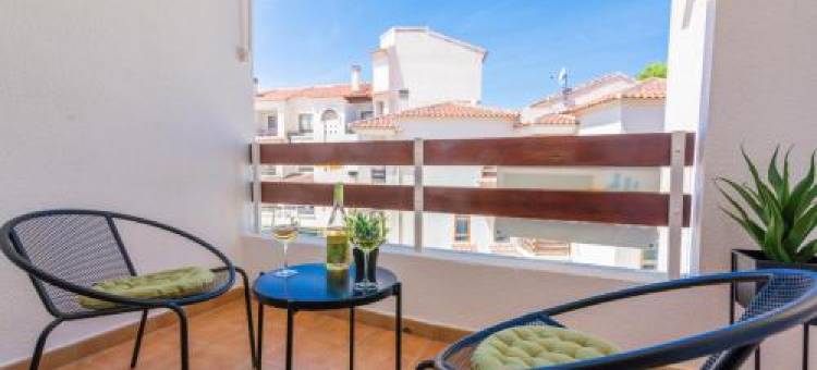 Renteando Albir Apartments图片