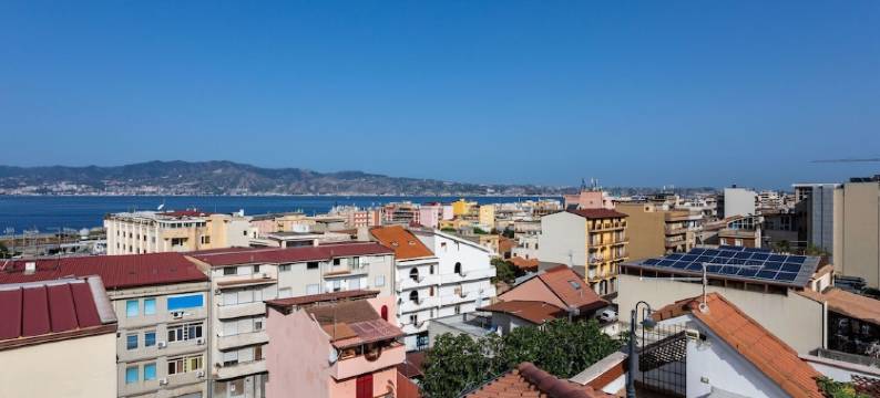 在Aspromonte国家公园附近的圣乔瓦尼镇别墅(Villa in Villa San Giovanni Near Aspromonte National Park)图片