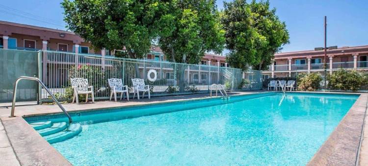 南门 - 南洛杉矶罗德威酒店(Rodeway Inn South Gate - Los Angeles South)图片