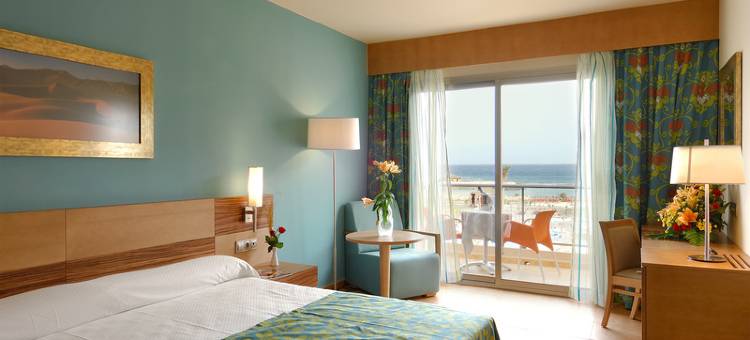 厄尔巴卡洛塔海滩度假酒店&会议中心(Elba Carlota Beach & Golf Resort)图片