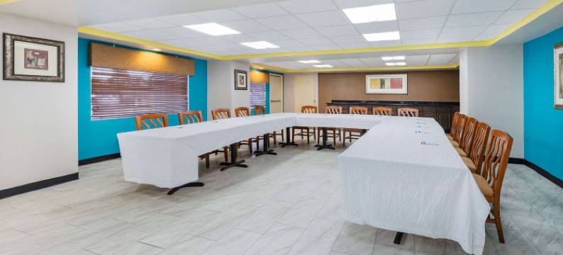 弗雷德里克斯堡北温德姆戴斯酒店(Days Inn by Wyndham Fredericksburg North)图片