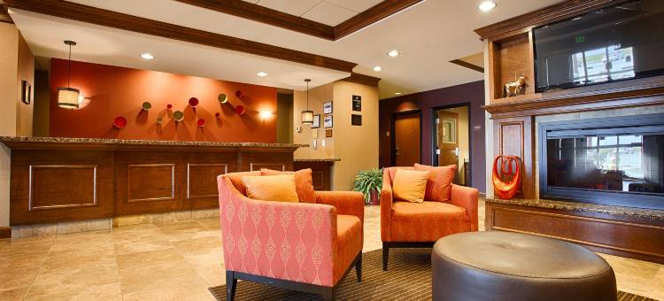 旋转木马贝斯特韦斯特优质套房酒店(Best Western Plus Carousel Inn  Suites)图片