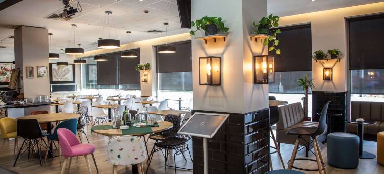 巴塞罗那科内拉费拉旅屋酒店(Travelodge Barcelona Cornellà Fira)图片