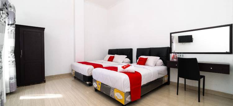 红多兹酒店-近马卡萨城镇广场2号(RedDoorz Near Makassar Town Square 2)图片