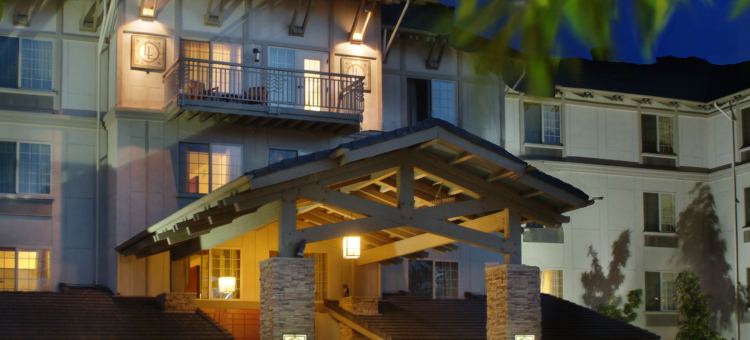 云杉登陆长住套房酒店伦顿(Larkspur Landing Extended Stay Suites Renton)图片