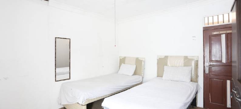 O酒店布德斯里旅馆(Hotel O Penginapan Budhe Sri)图片