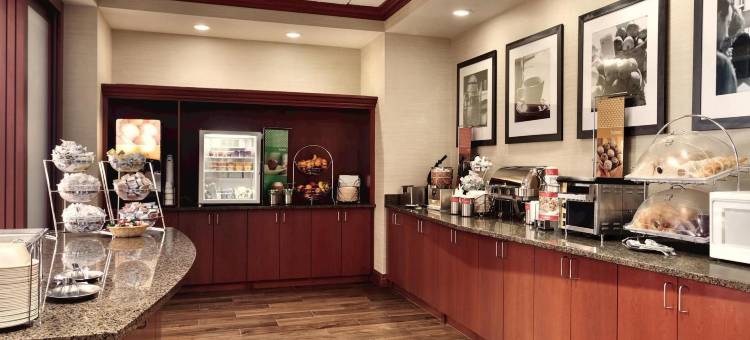 米斯提欢朋套房酒店(Hampton Inn & Suites Mystic)图片