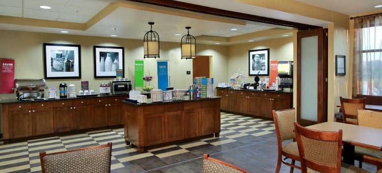 希尔顿欢朋酒店-温菲尔德(Hampton Inn  Winfield)图片