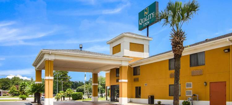 莫比尔大学附近凯艺酒店(Quality Inn Near University of Mobile)图片