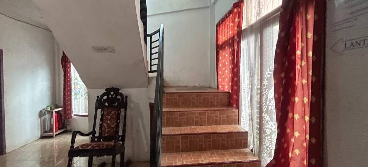 O酒店阿拉姆伊斯兰旅馆，靠近马穆朱变电站(Hotel O Wisma Alam Syariah Near Pln Gardu Induk Mamuju)图片