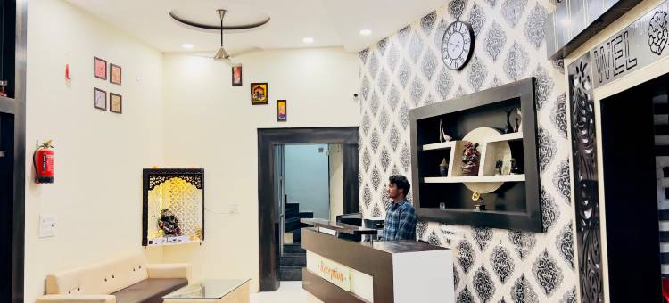 阿洛克公寓酒店(Alok Residency)图片