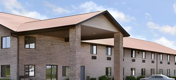 瓦斯城马里恩区速8酒店(Super 8 by Wyndham Gas City Marion Area)图片