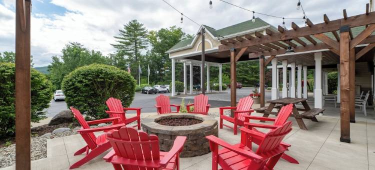 丽笙乡村套房酒店-纽约州乔治湖昆斯伯里(Country Inn & Suites by Radisson, Lake George Queensbury, NY)图片