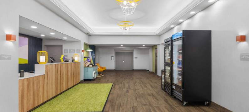 弗吉尼亚州弗雷德里克斯堡南角希尔顿斯帕克酒店(Spark by Hilton Fredericksburg Southpoint, VA)图片